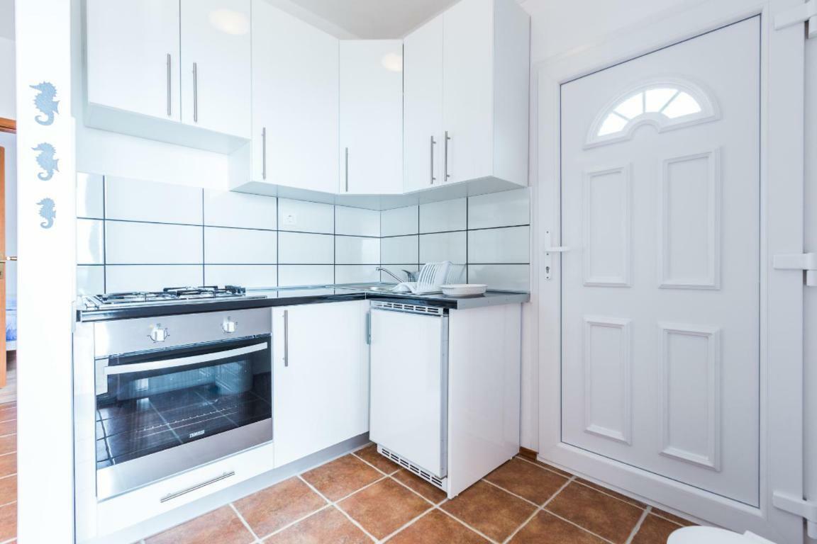 Apartmani Filip Mandre Exterior photo