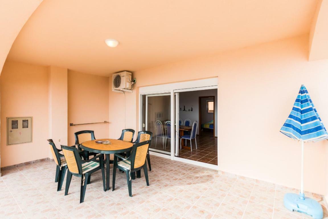 Apartmani Filip Mandre Exterior photo